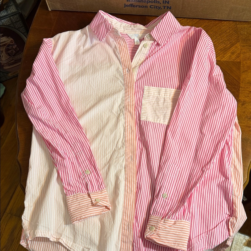 Time and Tru womens Striped Button Down Shirt